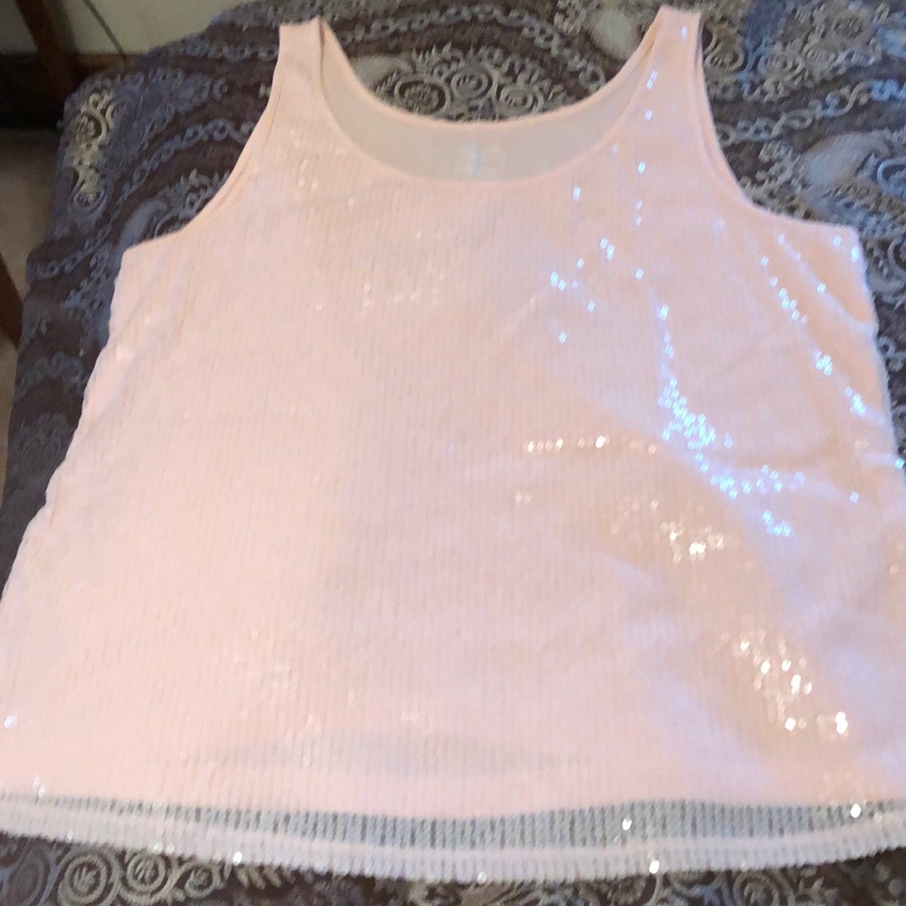 🍑Sleeveless Top in Peach 🍑